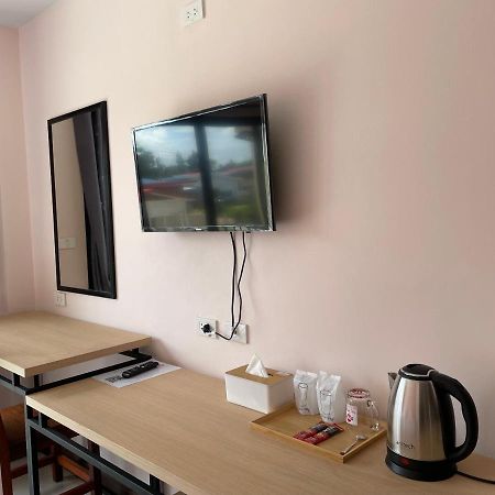 Ban Phue โรงแรมนิยม เอสทีเอ็น 2 - Niyom Stn 2 Hotel מראה חיצוני תמונה